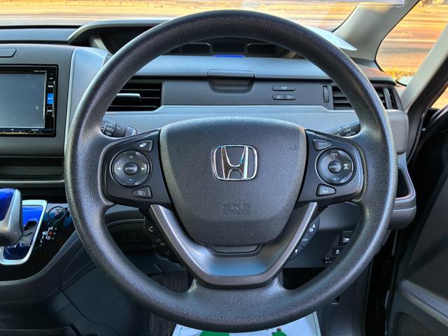 フリード＋ハイブリッド ハイブリッドＧ・ホンダセンシング　保証６ヵ月６０００ｋｍ　１５００ｃｃ　４ＷＤ　Ｂｌｕｅｔｏｏｔｈ接続対応フルセグナビ　バックカメラ　ＥＴＣ　エンジンスターター　フリップダウンモニター　両側電動スライドドア　左右シートヒーター（5枚目）