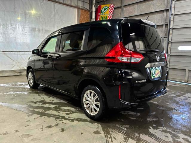 フリード＋ハイブリッド ハイブリッドＧ・ホンダセンシング　保証６ヵ月６０００ｋｍ　１５００ｃｃ　４ＷＤ　Ｂｌｕｅｔｏｏｔｈ接続対応フルセグナビ　バックカメラ　ＥＴＣ　エンジンスターター　フリップダウンモニター　両側電動スライドドア　左右シートヒーター（24枚目）