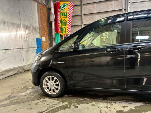 フリード＋ハイブリッド ハイブリッドＧ・ホンダセンシング　保証６ヵ月６０００ｋｍ　１５００ｃｃ　４ＷＤ　Ｂｌｕｅｔｏｏｔｈ接続対応フルセグナビ　バックカメラ　ＥＴＣ　エンジンスターター　フリップダウンモニター　両側電動スライドドア　左右シートヒーター（25枚目）