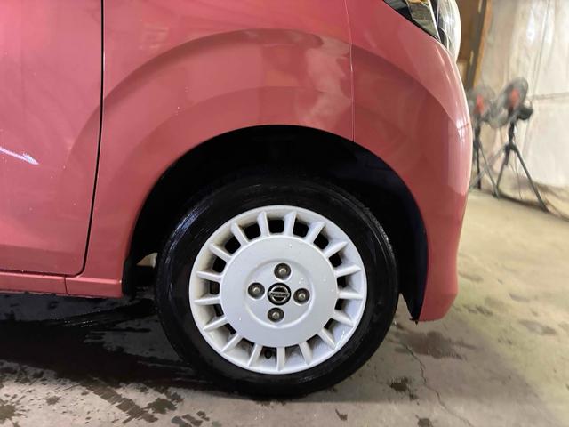 デイズ ボレロ　Ｘ　保証２ヵ月２０００ｋｍ　４ＷＤ　専用内外装　Ｂｌｕｅｔｏｏｔｈ接続対応オーディオ　アラウンドビューモニター　純正エンジンスターター　衝突被害軽減ブレーキ　ツートンルーフ（65枚目）