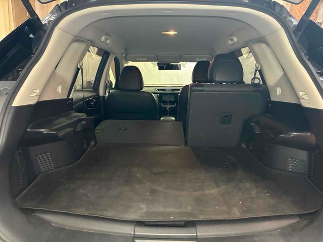 エクストレイル ２０Ｘ　エマージェンシーブレーキパッケージ　保証２ヵ月２０００ｋｍ　２０００ｃｃ　４ＷＤ　Ｂｌｕｅｔｏｏｔｈ接続対応フルセグナビ　バックカメラ　エンジンスターター　パワーバックドア　左右シートヒーター　ヒルディセントコントロール　冬タイヤ付（31枚目）