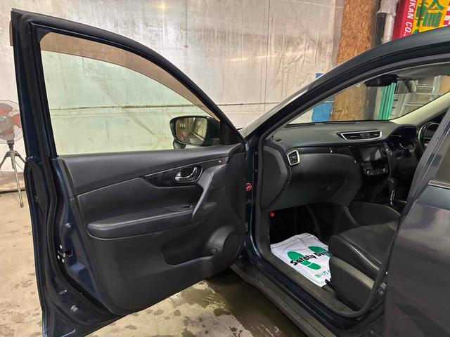 エクストレイル ２０Ｘ　エマージェンシーブレーキパッケージ　保証２ヵ月２０００ｋｍ　２０００ｃｃ　４ＷＤ　Ｂｌｕｅｔｏｏｔｈ接続対応フルセグナビ　バックカメラ　エンジンスターター　パワーバックドア　左右シートヒーター　ヒルディセントコントロール　冬タイヤ付（49枚目）