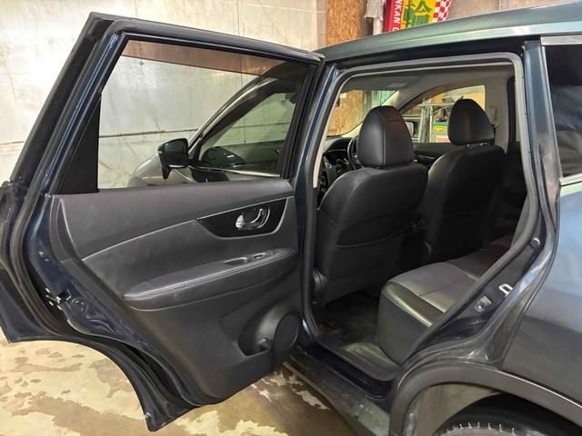 エクストレイル ２０Ｘ　エマージェンシーブレーキパッケージ　保証２ヵ月２０００ｋｍ　２０００ｃｃ　４ＷＤ　Ｂｌｕｅｔｏｏｔｈ接続対応フルセグナビ　バックカメラ　エンジンスターター　パワーバックドア　左右シートヒーター　ヒルディセントコントロール　冬タイヤ付（54枚目）