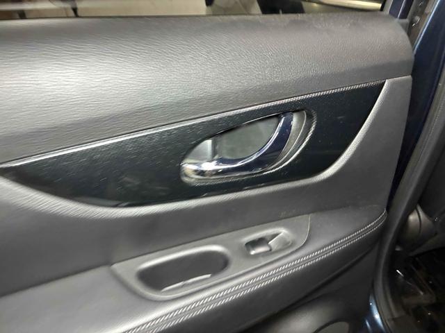 エクストレイル ２０Ｘ　エマージェンシーブレーキパッケージ　保証２ヵ月２０００ｋｍ　２０００ｃｃ　４ＷＤ　Ｂｌｕｅｔｏｏｔｈ接続対応フルセグナビ　バックカメラ　エンジンスターター　パワーバックドア　左右シートヒーター　ヒルディセントコントロール　冬タイヤ付（59枚目）