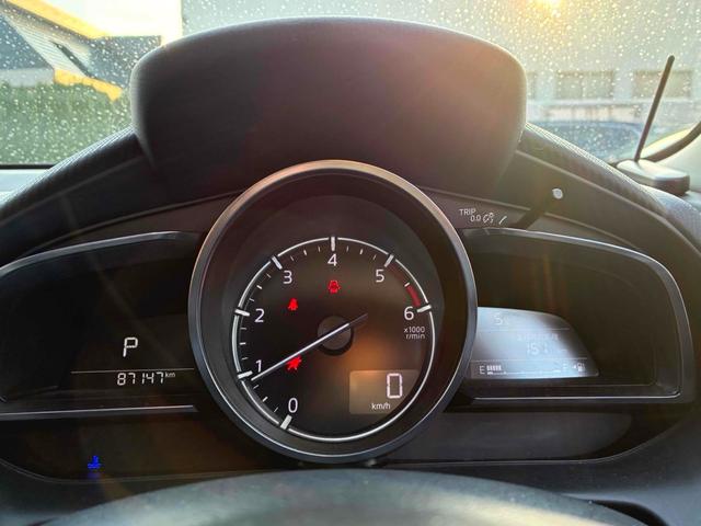 デミオ ＸＤテーラードブラウン　保証２ヵ月２０００ｋｍ　１５００ｃｃ　４ＷＤ　ディーゼルターボ　Ｂｌｕｅｔｏｏｔｈ接続対応ナビ　バックカメラ　ＥＴＣ　エンジンスターター　ＬＥＤフォグ＆ヘッドライト　冬タイヤ付　自社買取車（13枚目）