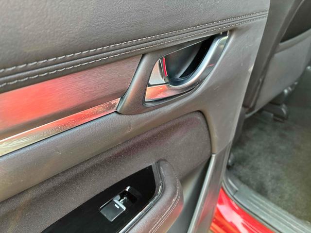 ＣＸ－８ ＸＤプロアクティブ　保証６ヵ月６０００ｋｍ　２２００ｃｃ　６人乗り　４ＷＤ　ディーゼルターボ　Ｂｌｕｅｔｏｏｔｈ接続対応フルセグナビ　３６０°ビューモニター　ＥＴＣ　パワーリアゲート　ブレーキホールド　ＬＥＤヘッドライト（63枚目）