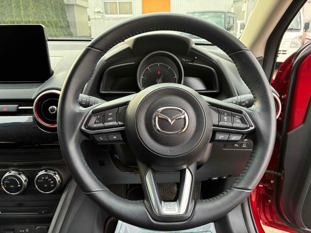 ＭＡＺＤＡ２ ＸＤ　ブラックトーンエディション　保証６ヵ月６０００ｋｍ　１５００ｃｃ　４ＷＤ　ディーゼルターボ　ＢＴ接続対応フルセグナビ　３６０°ビューモニター　ＥＴＣ　純正エンジンスターター　パーキングセンサー　ｉ－ＡＣＴＩＶＳＥＮＳＥ（5枚目）