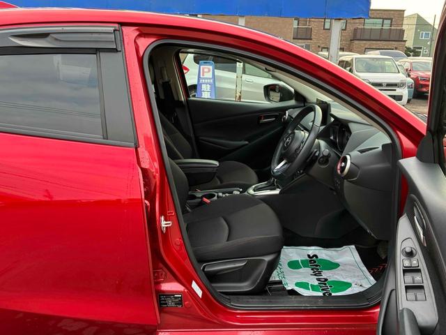 ＭＡＺＤＡ２ ＸＤ　ブラックトーンエディション　保証６ヵ月６０００ｋｍ　１５００ｃｃ　４ＷＤ　ディーゼルターボ　ＢＴ接続対応フルセグナビ　３６０°ビューモニター　ＥＴＣ　純正エンジンスターター　パーキングセンサー　ｉ－ＡＣＴＩＶＳＥＮＳＥ（41枚目）