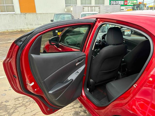 ＭＡＺＤＡ２ ＸＤ　ブラックトーンエディション　保証６ヵ月６０００ｋｍ　１５００ｃｃ　４ＷＤ　ディーゼルターボ　ＢＴ接続対応フルセグナビ　３６０°ビューモニター　ＥＴＣ　純正エンジンスターター　パーキングセンサー　ｉ－ＡＣＴＩＶＳＥＮＳＥ（60枚目）