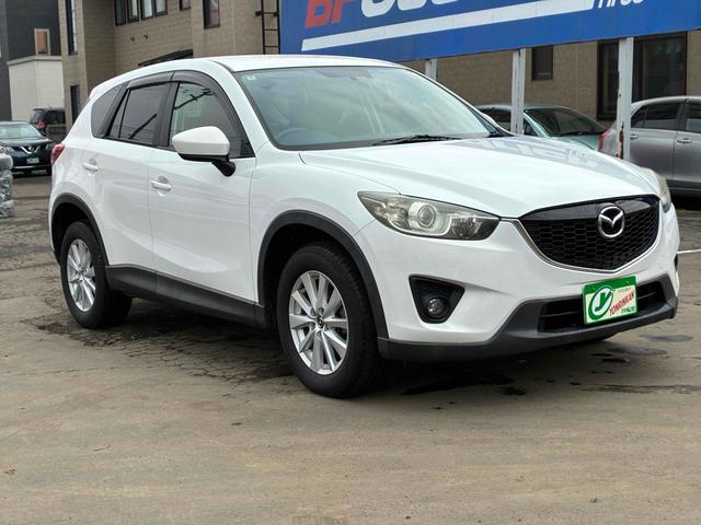 ＣＸ－５ ２０Ｓ　ディスチャージパッケージ　保証６ヵ月６０００ｋｍ　２０００ｃｃ　４ＷＤ　Ｂｌｕｅｔｏｏｔｈ接続対応フルセグナビ　バックカメラ　サイドカメラ　ＥＴＣ　純正エンジンスターター　ＡＦＳ機能付ＨＩＤヘッドライト　冬タイヤ付（18枚目）