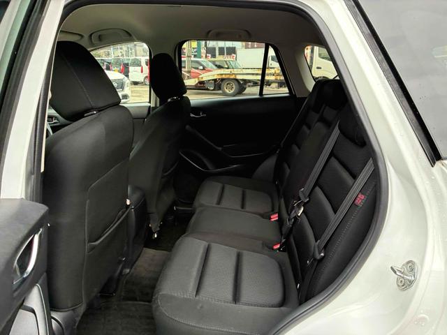 ＣＸ－５ ２０Ｓ　ディスチャージパッケージ　保証６ヵ月６０００ｋｍ　２０００ｃｃ　４ＷＤ　Ｂｌｕｅｔｏｏｔｈ接続対応フルセグナビ　バックカメラ　サイドカメラ　ＥＴＣ　純正エンジンスターター　ＡＦＳ機能付ＨＩＤヘッドライト　冬タイヤ付（54枚目）