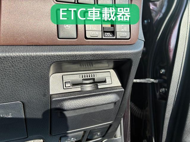 エスクァイア Ｇｉ　プレミアムパッケージ　保証２ヵ月２０００ｋｍ　２０００ｃｃ　４ＷＤ　７人乗り３列シート　Ｂｌｕｅｔｏｏｔｈ接続対応８インチフルセグナビ　バックカメラ　ＥＴＣ　エンジンスターター　クルーズコントロール　トヨタセーフティセンス（11枚目）