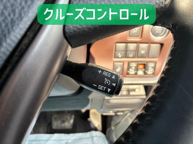 エスクァイア Ｇｉ　プレミアムパッケージ　保証２ヵ月２０００ｋｍ　２０００ｃｃ　４ＷＤ　７人乗り３列シート　Ｂｌｕｅｔｏｏｔｈ接続対応８インチフルセグナビ　バックカメラ　ＥＴＣ　エンジンスターター　クルーズコントロール　トヨタセーフティセンス（16枚目）