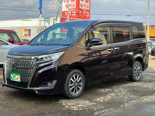 エスクァイア Ｇｉ　プレミアムパッケージ　保証２ヵ月２０００ｋｍ　２０００ｃｃ　４ＷＤ　７人乗り３列シート　Ｂｌｕｅｔｏｏｔｈ接続対応８インチフルセグナビ　バックカメラ　ＥＴＣ　エンジンスターター　クルーズコントロール　トヨタセーフティセンス（19枚目）