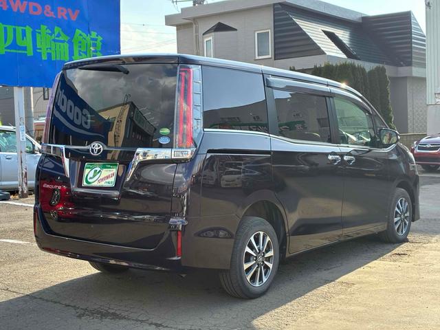 エスクァイア Ｇｉ　プレミアムパッケージ　保証２ヵ月２０００ｋｍ　２０００ｃｃ　４ＷＤ　７人乗り３列シート　Ｂｌｕｅｔｏｏｔｈ接続対応８インチフルセグナビ　バックカメラ　ＥＴＣ　エンジンスターター　クルーズコントロール　トヨタセーフティセンス（23枚目）