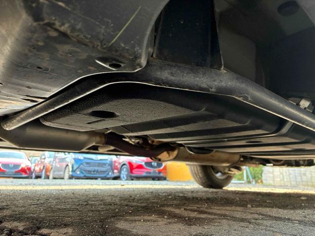 エスクァイア Ｇｉ　プレミアムパッケージ　保証２ヵ月２０００ｋｍ　２０００ｃｃ　４ＷＤ　７人乗り３列シート　Ｂｌｕｅｔｏｏｔｈ接続対応８インチフルセグナビ　バックカメラ　ＥＴＣ　エンジンスターター　クルーズコントロール　トヨタセーフティセンス（33枚目）