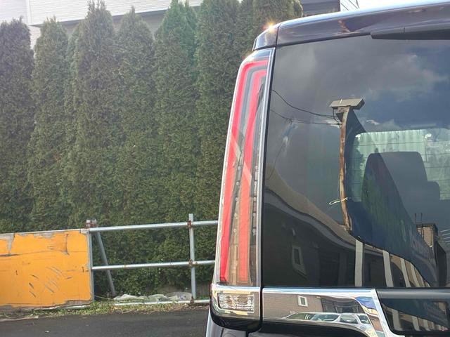 エスクァイア Ｇｉ　プレミアムパッケージ　保証２ヵ月２０００ｋｍ　２０００ｃｃ　４ＷＤ　７人乗り３列シート　Ｂｌｕｅｔｏｏｔｈ接続対応８インチフルセグナビ　バックカメラ　ＥＴＣ　エンジンスターター　クルーズコントロール　トヨタセーフティセンス（41枚目）