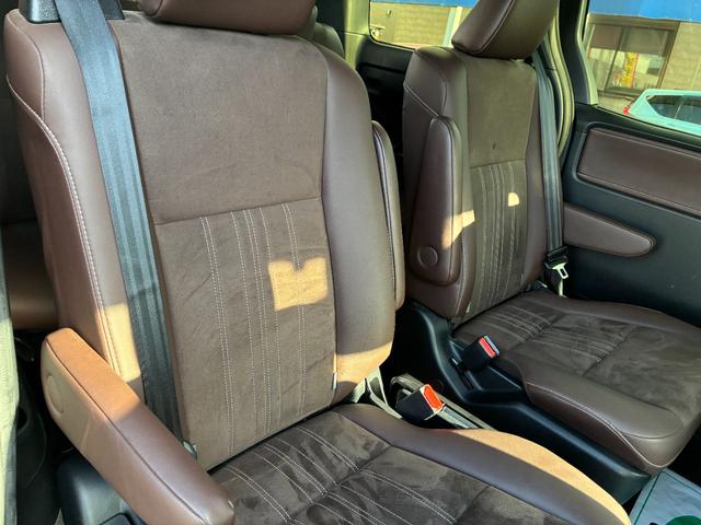 エスクァイア Ｇｉ　プレミアムパッケージ　保証２ヵ月２０００ｋｍ　２０００ｃｃ　４ＷＤ　７人乗り３列シート　Ｂｌｕｅｔｏｏｔｈ接続対応８インチフルセグナビ　バックカメラ　ＥＴＣ　エンジンスターター　クルーズコントロール　トヨタセーフティセンス（51枚目）