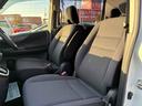 Ｘ　ＶセレクションＩＩ　保証６ヵ月６０００ｋｍ　４ＷＤ　８人乗り　Ｂｌｕｅｔｏｏｔｈ接続対応フルセグナビ　バックカメラ　フリップダウンモニター　ＥＴＣ　クルーズコントロール　両側電動スライドドア　エマージェンシーブレーキ（57枚目）