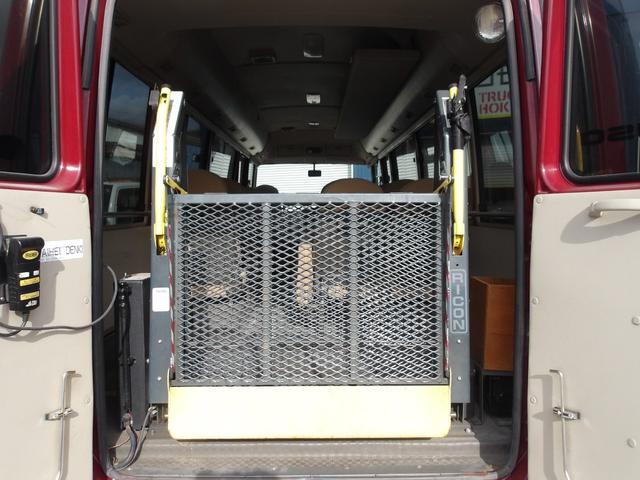 ローザ ロングボディー 4WD 車いす移動車 23名(58枚目)