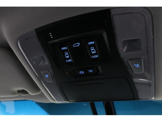 【両側電動パワースライドドア／パワーバックドア】ワンタッチで簡単に開閉できるスイッチを採用♪スマートキーを携帯しているだけでワンタッチでドアの開閉も可能です☆荷物を抱えている時など非常に便利です！！