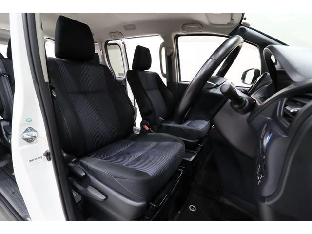 ヴォクシー ハイブリッドZS ワンオーナー車 純正SDナビ 後席モニター トヨタセーフティセンス プリクラッシュセーフティ オートマチックハイビーム レーンディパーチャーアラート バックカメラ ETC リアヒーター 寒冷地仕様車(38枚目)