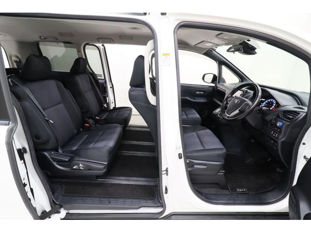 ヴォクシー ハイブリッドZS ワンオーナー車 純正SDナビ 後席モニター トヨタセーフティセンス プリクラッシュセーフティ オートマチックハイビーム レーンディパーチャーアラート バックカメラ ETC リアヒーター 寒冷地仕様車(39枚目)