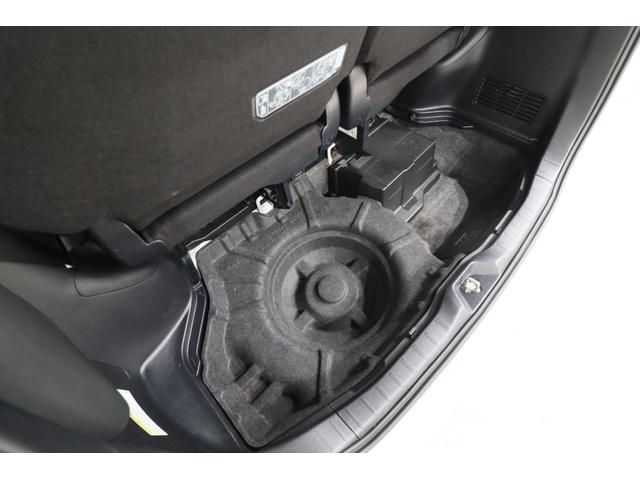 ヴォクシー ハイブリッドZS ワンオーナー車 純正SDナビ 後席モニター トヨタセーフティセンス プリクラッシュセーフティ オートマチックハイビーム レーンディパーチャーアラート バックカメラ ETC リアヒーター 寒冷地仕様車(65枚目)