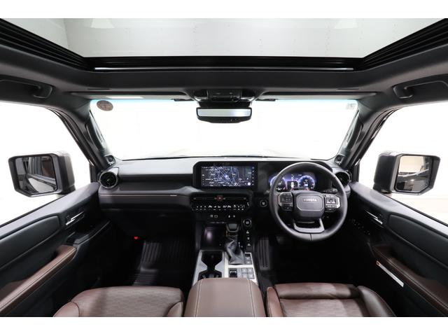 ランドクルーザー２５０ ＺＸ　ムーンルーフ　１２．３型ディスプレイオーディオ　パノラミックビューモニター　トヨタセーフティセンス　ブラインドスポットモニター　トヨタチームメイト　デジタルインナーミラー　モデリスタエアロ　寒冷地仕様（16枚目）