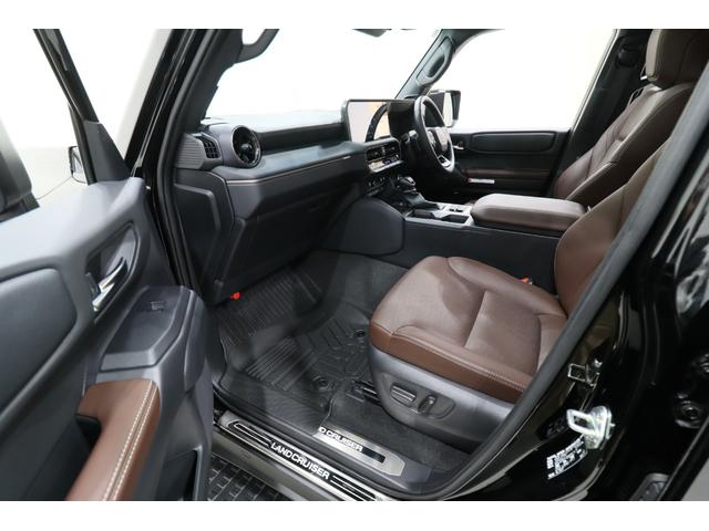 ランドクルーザー２５０ ＺＸ　ムーンルーフ　１２．３型ディスプレイオーディオ　パノラミックビューモニター　トヨタセーフティセンス　ブラインドスポットモニター　トヨタチームメイト　デジタルインナーミラー　モデリスタエアロ　寒冷地仕様（18枚目）