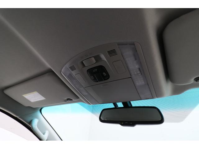 ヴェルファイア ２．４Ｚ　ゴールデンアイズＩＩ　トヨタプレミアムサウンドシステム　リアエンターテイメント　パノラミックビューモニター　両側パワースライドドア　電動パワーバックドア　専用ハーフレザー席　２列目席ロングスライド／オットマン　寒冷地仕様車（8枚目）