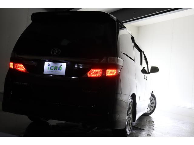 ヴェルファイア ２．４Ｚ　ゴールデンアイズＩＩ　トヨタプレミアムサウンドシステム　リアエンターテイメント　パノラミックビューモニター　両側パワースライドドア　電動パワーバックドア　専用ハーフレザー席　２列目席ロングスライド／オットマン　寒冷地仕様車（79枚目）