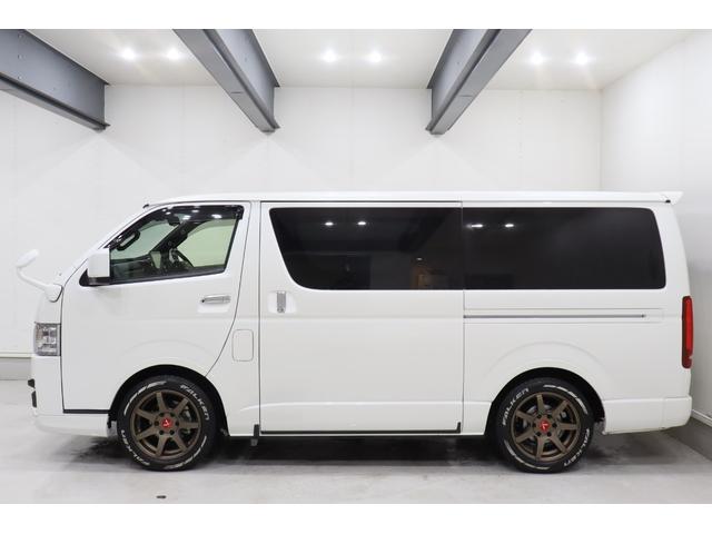 ハイエースバン ロングスーパーＧＬ　ダークプライムＳ　ワンオーナー車　カロッツェリア１０型ディスプレイオーディオ／スピーカー／ウーファー／ツイーター／ドラレコ付デジタルインナーミラー　アラウンドビューモニター　バレンティテール　ギブソン１７ＡＷ　寒冷地（12枚目）
