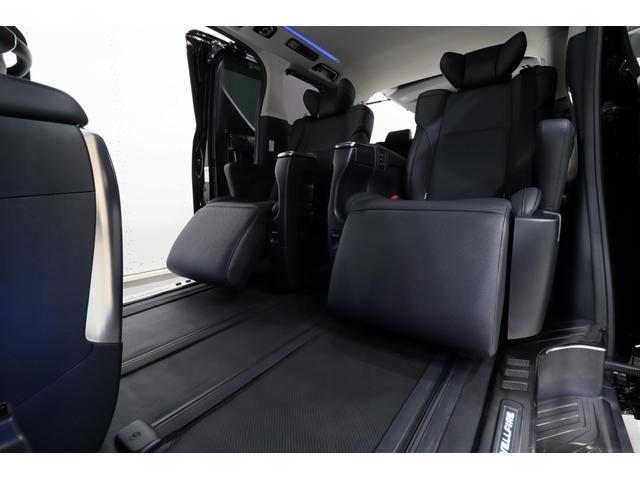 ヴェルファイアハイブリッド ＺＲ　Ｇエディション　ツインムーンルーフ　アルパインＢＩＧ　Ｘ１１型ナビ／１２．８型フリップダウンモニター　トヨタセーフティセンス　ブラインドスポットモニター　デジタルインナーミラー　モデリスタエアロ／シグネチャーイルミ（9枚目）