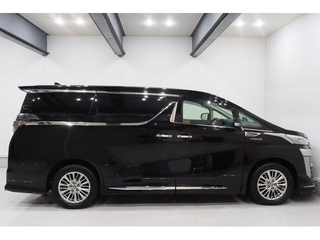 ヴェルファイアハイブリッド ＺＲ　Ｇエディション　ツインムーンルーフ　アルパインＢＩＧ　Ｘ１１型ナビ／１２．８型フリップダウンモニター　トヨタセーフティセンス　ブラインドスポットモニター　デジタルインナーミラー　モデリスタエアロ／シグネチャーイルミ（13枚目）