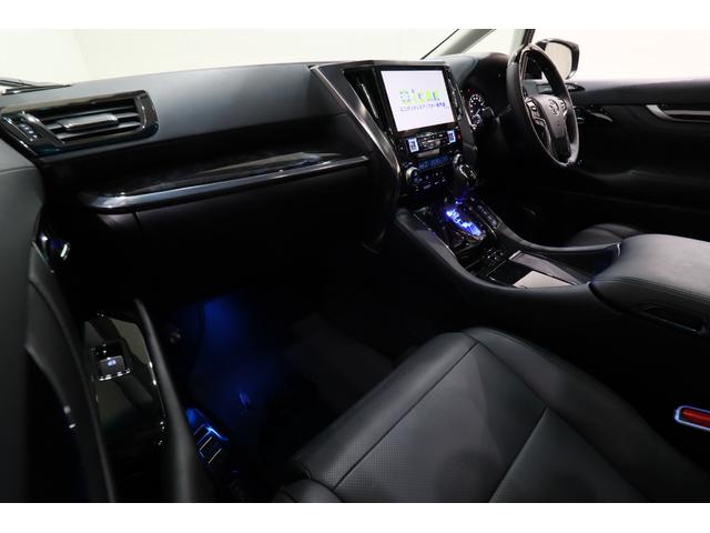 ヴェルファイアハイブリッド ＺＲ　Ｇエディション　ツインムーンルーフ　アルパインＢＩＧ　Ｘ１１型ナビ／１２．８型フリップダウンモニター　トヨタセーフティセンス　ブラインドスポットモニター　デジタルインナーミラー　モデリスタエアロ／シグネチャーイルミ（63枚目）