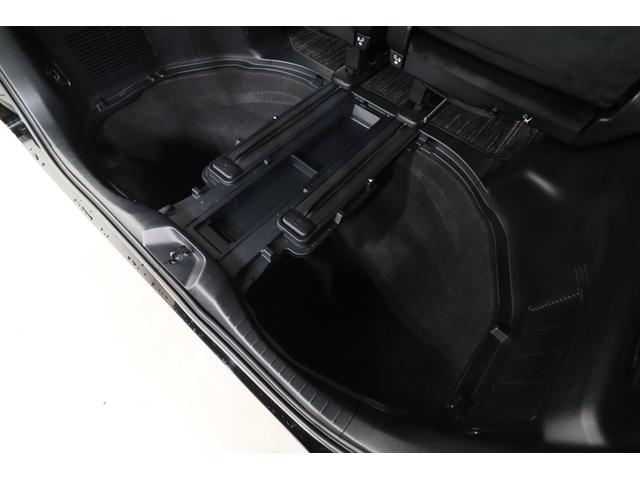 ヴェルファイア ３．５ＺＡ　Ｇエディション　ＪＢＬプレミアムサウンドシステム　リアエンターテイメント　両側電動パワースライドドア　電動パワーバックドア　ハーフレザーシート　エグゼクティブパワーシート　ＴＥＩＮ車高調　マナレイスポーツ２０ＡＷ（74枚目）