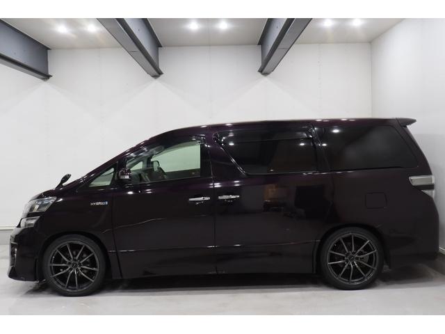 【ご家族全員に安心・安全を】国家資格自動車２級整備士４名が在籍する自社認証整備工場で納車前点検を実施。ミニバンに関する豊富な経験と高度な技術を持つ整備士がしっかりとメンテナンスをしてお届けします！