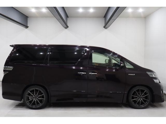 【ミニバンに特化した安心の保証システム】アイカーでは、ミニバンのウィークポイントをカバーする最長３年保証サービスを完備。万一の際もアイカーピットまたはお近くの整備工場でアフターサービスを受けられます。