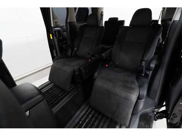 １台１台愛情込めて内外装仕上げさせて頂いております。入庫時の車輌点検も手を抜かず行っております。ぜひ一度見ていただくと弊社のこだわりが伝わると思いますので、スタッフ一同ご来店お待ちしております！