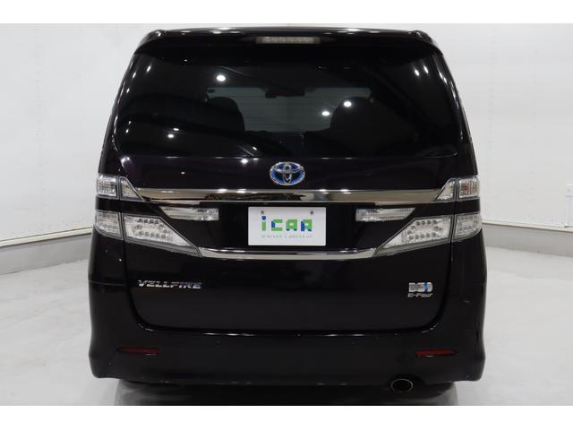 売る側が「キレイ」と言うのは当たり前。誰もが綺麗なお車を選びたいはず♪当店では全車両が展示される前にクリーニング済みです★だからこそ自信を持って「キレイ」と言わせて頂きます♪