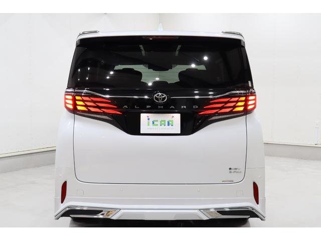 アルファードハイブリッド Ｚ　改良後　ワンオーナー車　左右独立ムーンルーフ　ＴＶキット　１３．２型後席フリップダウンモニター　モデリスタエアロ／シグネチャーイルミブレード／サイドエンブレムイルミネーション／フェンダーガーニッシュ（32枚目）