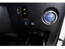 【アダプティブハイビームシステム】夜間走行時に車内カメラのセンサーが明るさを検知し、ハイビームで走行可能と判断した場合、自動で切り替えるシステムとなってます♪安全で快適な夜間走行に重宝致します!!