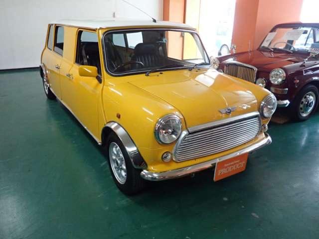 ＭＩＮＩ ケンジントン　全長３９５ｃｍ　デュアルマフラー（6枚目）