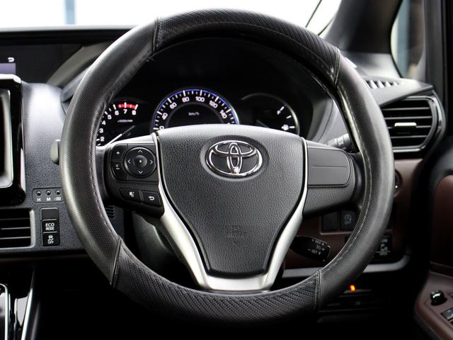 エスクァイア Gi 寒冷地 TRDエアロ ローダウン フリップダウンモニター ナビ 両側パワースライド クルーズコントロール シートヒーター 社外R17AW ETC 7人乗 4WD(7枚目)