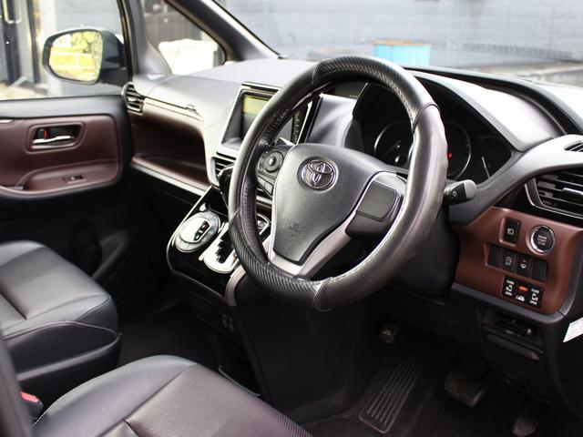 エスクァイア Gi 寒冷地 TRDエアロ ローダウン フリップダウンモニター ナビ 両側パワースライド クルーズコントロール シートヒーター 社外R17AW ETC 7人乗 4WD(25枚目)