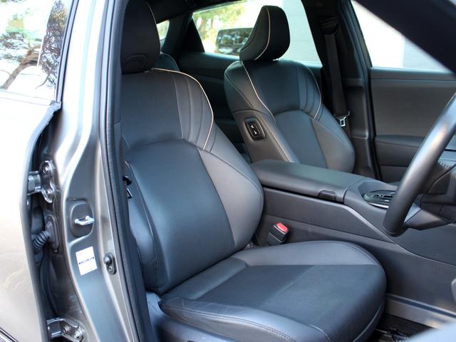 クラウンクロスオーバー Gアドバンスド・レザーパッケージ 寒冷地 モデリスタエアロ セーフティセンス パノラミックビューモニター ブラインドスポットモニター 4眼LEDヘッドライト 21インチアルミ シートベンチレーション パワートランク 12.3型ナビ(16枚目)