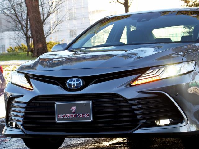 カムリ Gレザーパッケージ 寒冷地 セーフティセンス ブラインドスポットモニター ヘッドアップディスプレイ レーダークルーズ シートヒーター パワーシート 純正9型ナビ バックカメラ AC100V ETC2.0(5枚目)