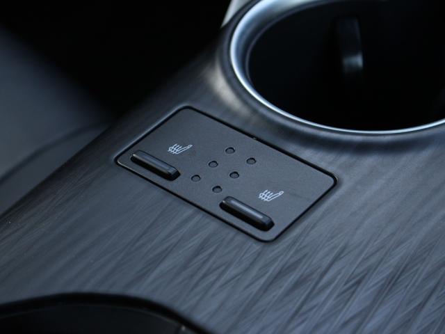 カムリ Gレザーパッケージ 寒冷地 セーフティセンス ブラインドスポットモニター ヘッドアップディスプレイ レーダークルーズ シートヒーター パワーシート 純正9型ナビ バックカメラ AC100V ETC2.0(13枚目)