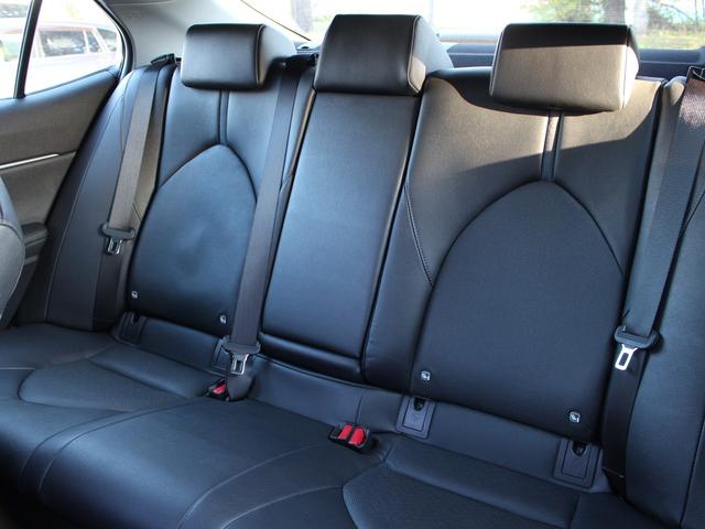 カムリ Gレザーパッケージ 寒冷地 セーフティセンス ブラインドスポットモニター ヘッドアップディスプレイ レーダークルーズ シートヒーター パワーシート 純正9型ナビ バックカメラ AC100V ETC2.0(17枚目)